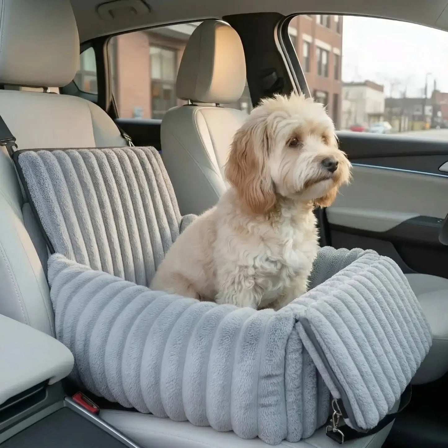MrFluffyFriend™ - Safe & Cozy Dog Car Seat
